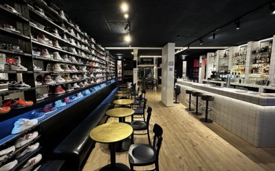 The Sneakers Cafe